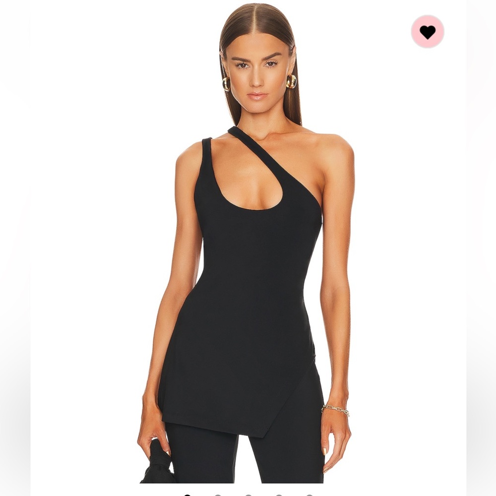 L’Academie X Marianna Hewitt